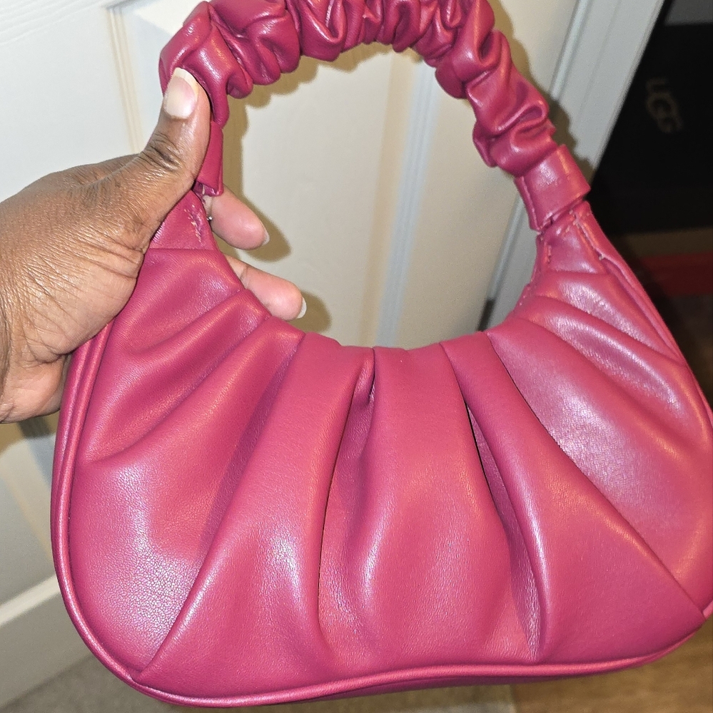 Red Ruched Hobo Magnetic Shoulder Bag
